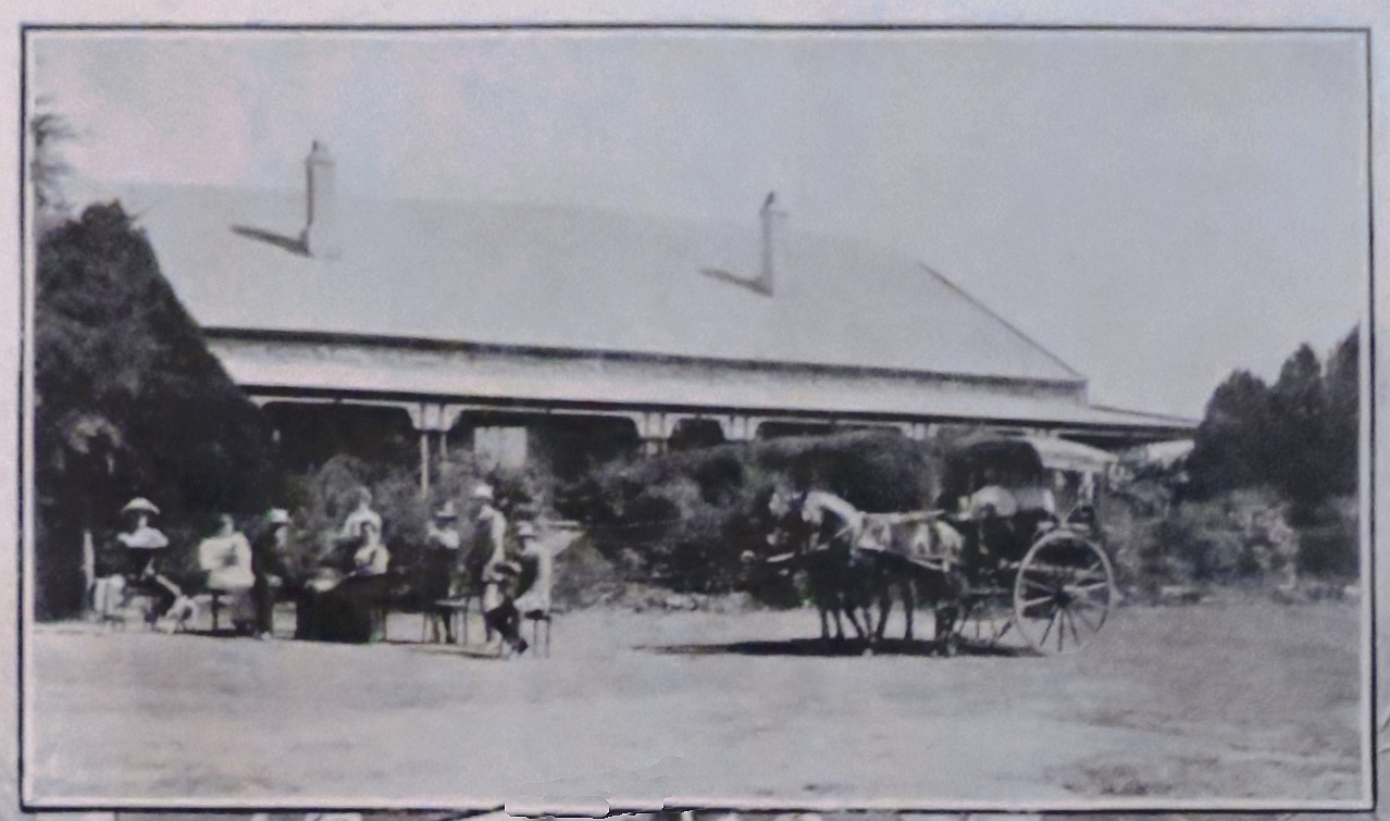 main house old picture